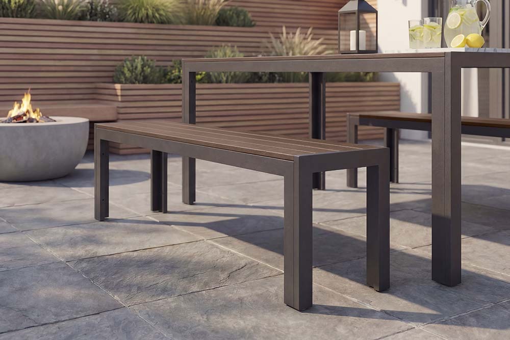 Moderne Gartenbank DESIGNO 180cm dunkelbraun schwarz Aluminium wetterfest Outdoor Sitzbank