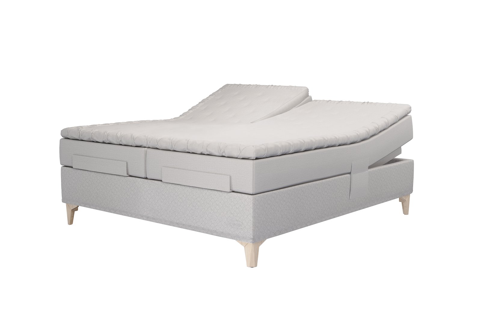 Majestic Aqtive II regulerbar seng 210x210 cm i tekstil 201/205 lys grå med fast/fast fasthet, seamless utførelse. Majestic Split topper overmadrass og Eicon ben 14 cm hvitlasert med støtteben. Uten hodegavl