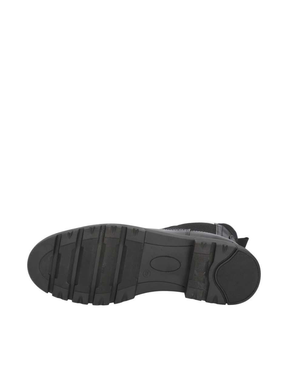 Chelsea Boot