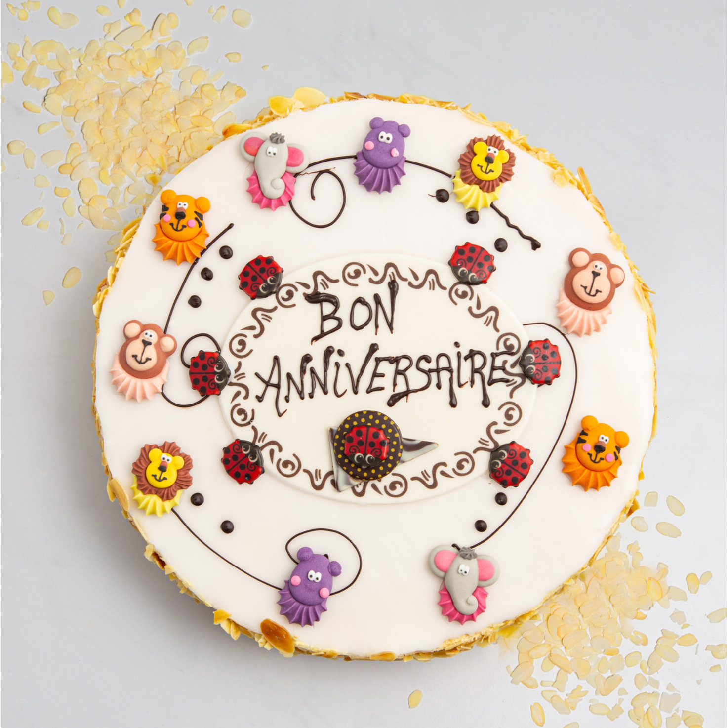Millefeuille Torte Kinderdekor mit Figuren & Schrift Ø24cm
