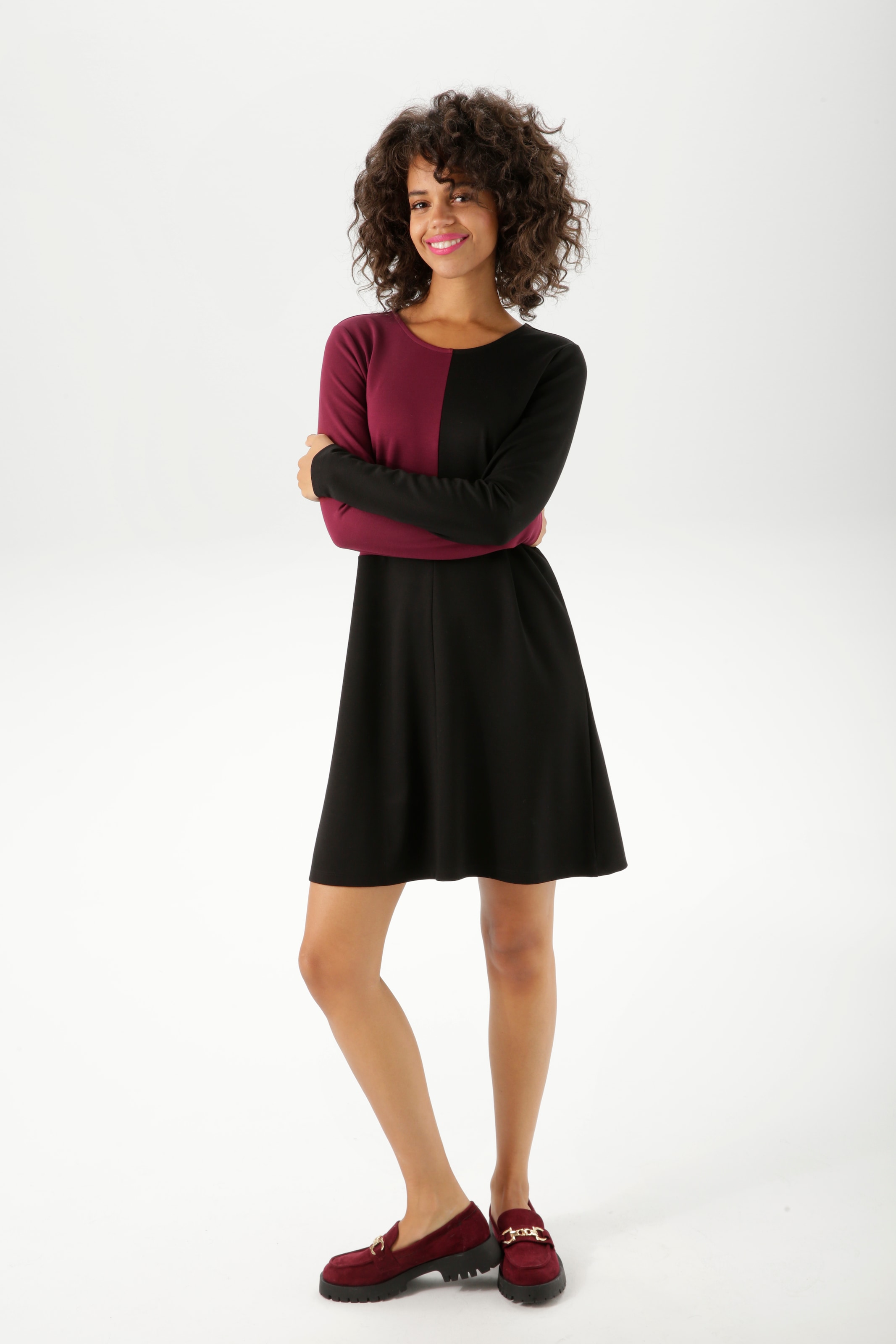 Aniston CASUAL Jerseykleid mir raffiniertem Farbeinsatz