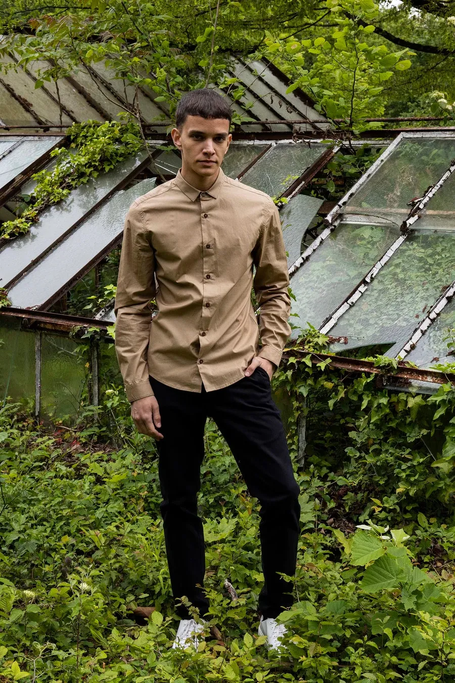 Chemise Farfan ajustée et élégante Misericordia