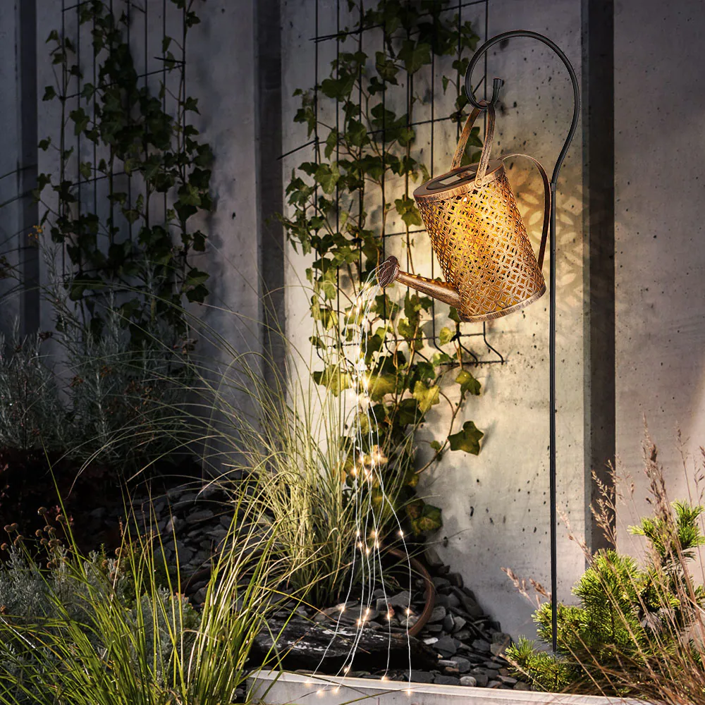 LED Solarleuchte, Gießkanne, gold, Erdspieß, H 85 cm
