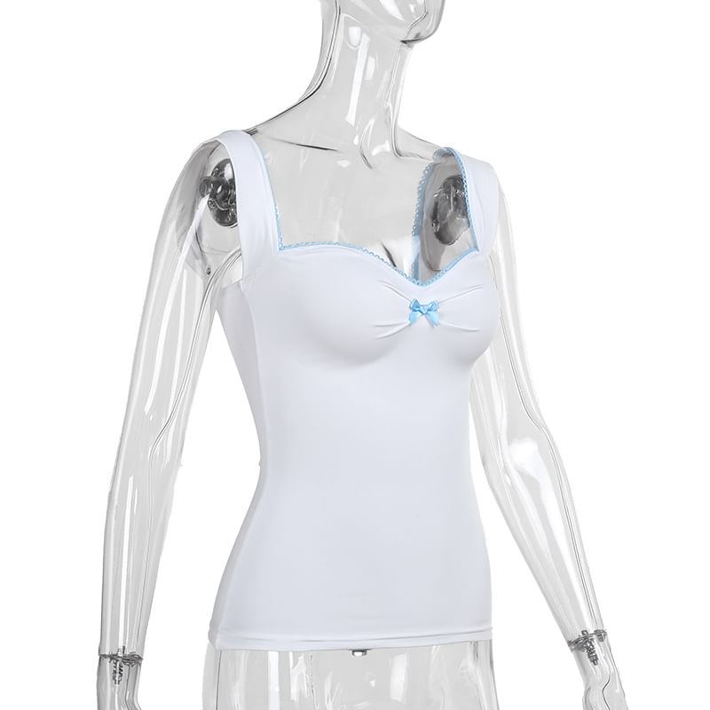 Trisica - Queen Anne hals, kanten rand, strikaccent tanktop