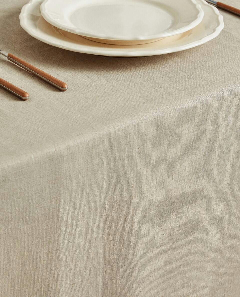 TOALHA DE MESA BÁSICA DE LINHO