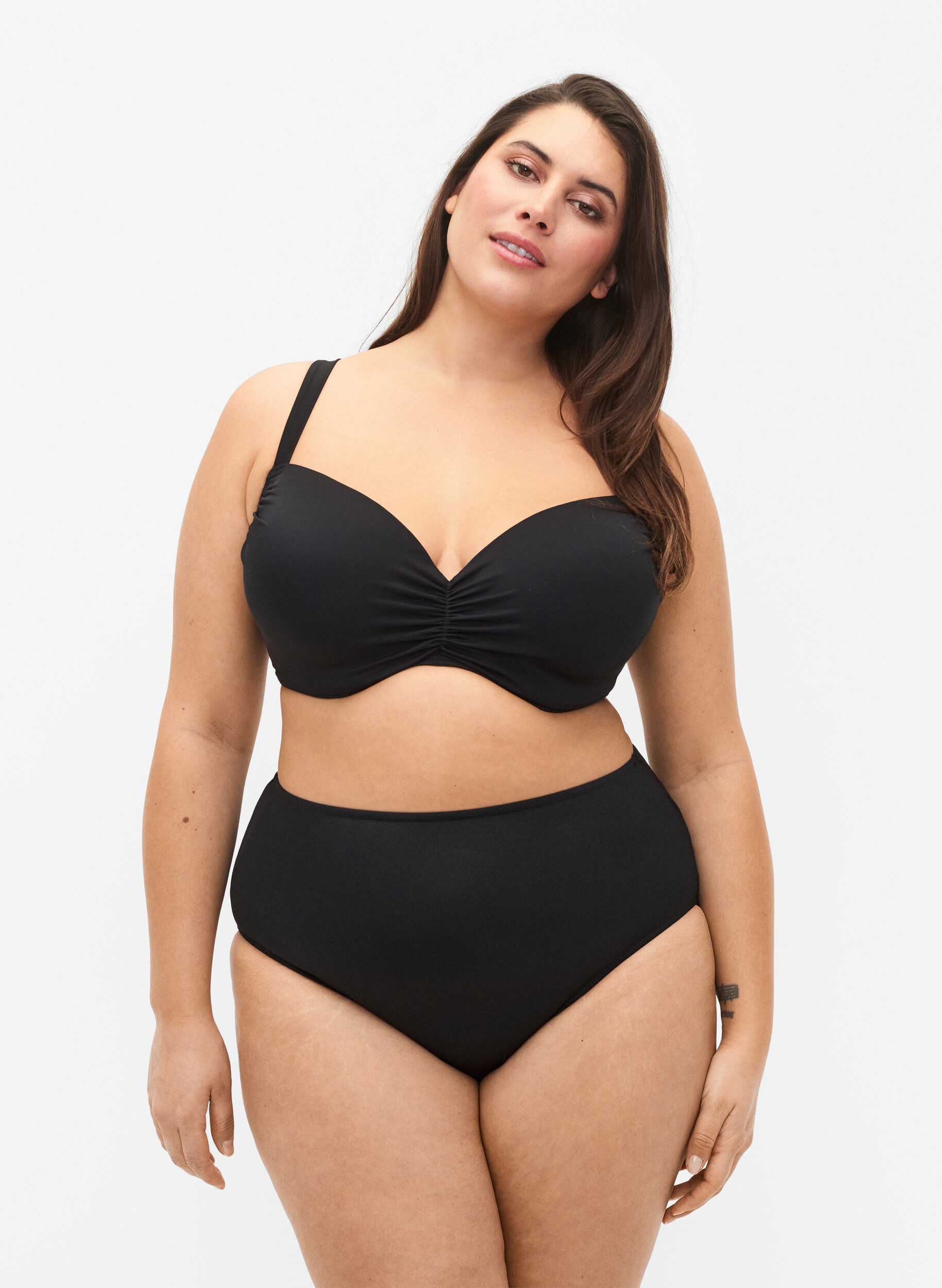 Bikini underdel med regulær talje