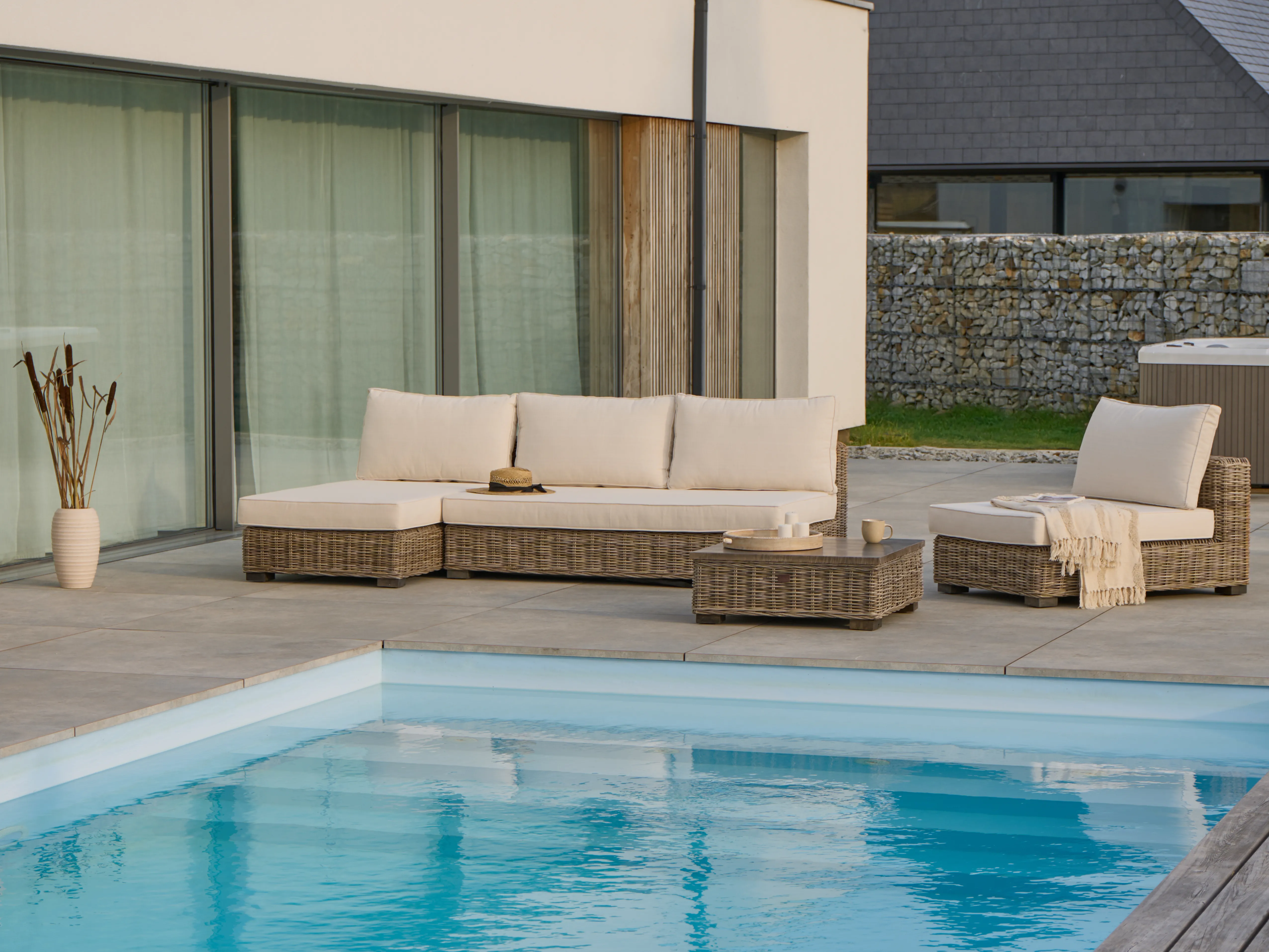 Loungeset met tafel 4-zits VARALLO rechtszijdig modulair Rotan Grijs