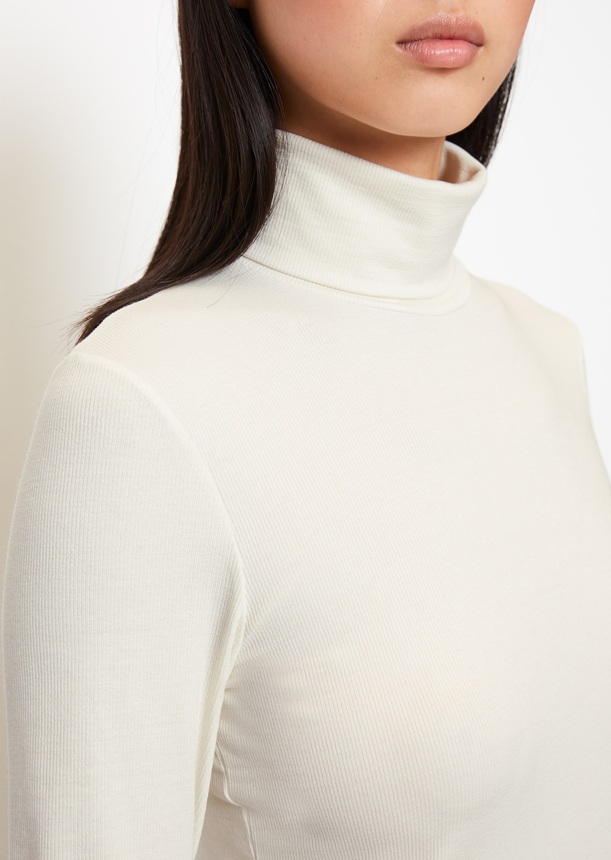 Rollkragen-Longsleeve aus soft geripptem Jersey