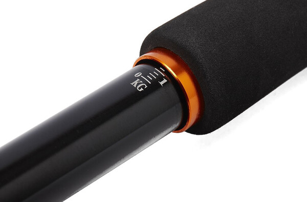 Epuisette Savage Gear Pro Finezze Net Avec Mesures sur le manche