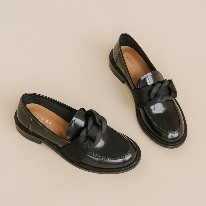 Mocassins à nœuds  en cuir glacé noir