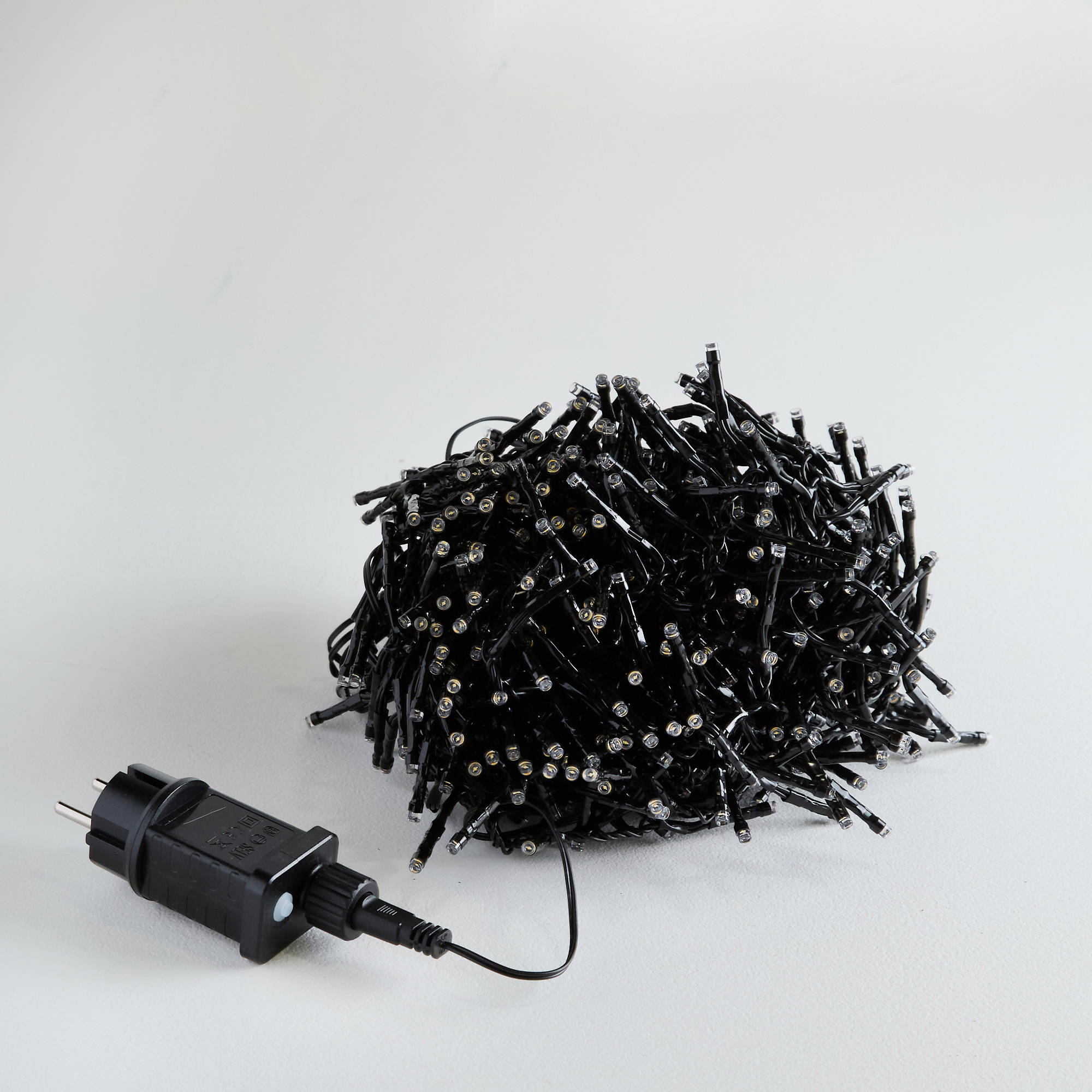 Nova Belle cluster kerstboomverlichting (600 cm) (8 functies + timer) (768 LED)