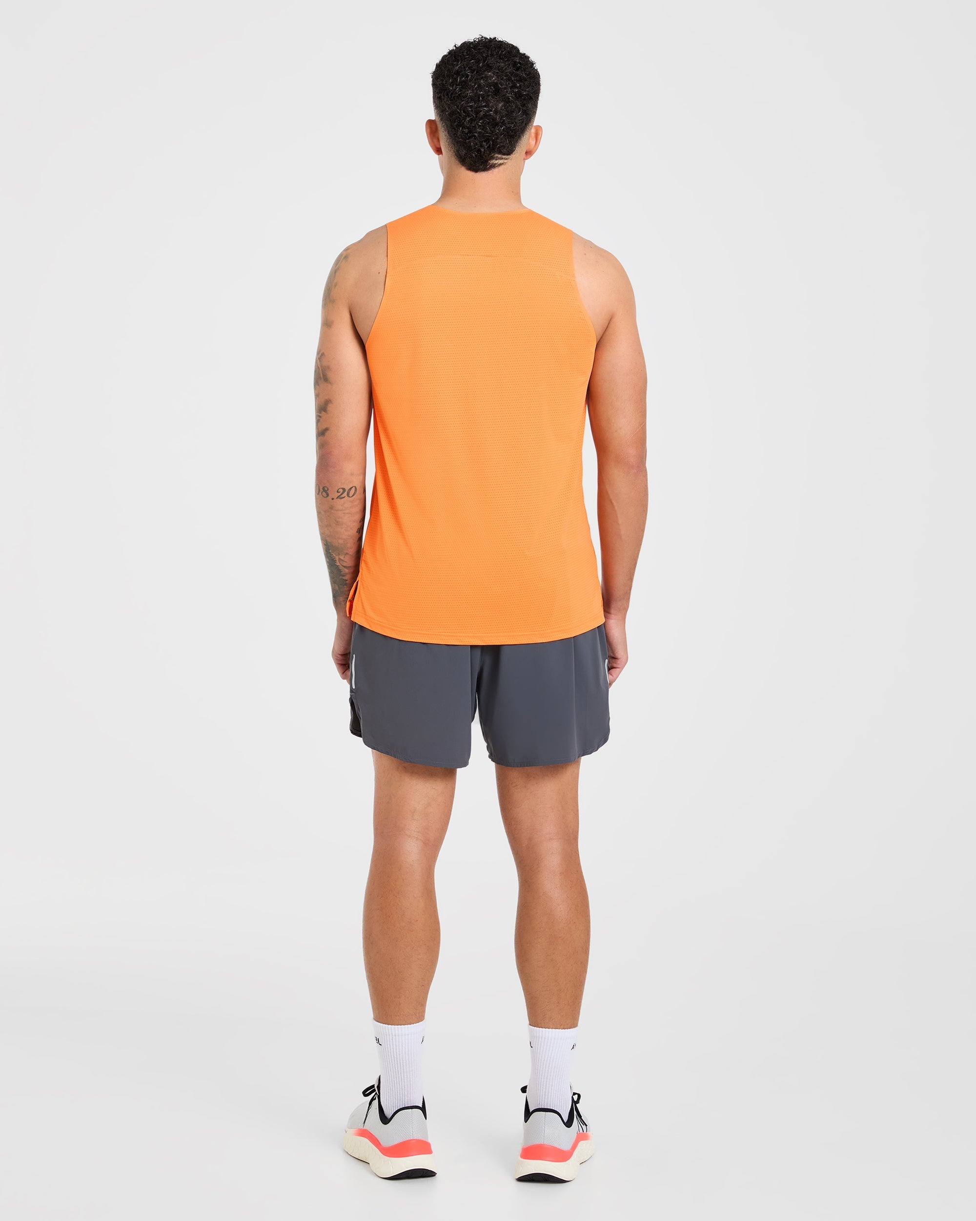 Run Loose Tank