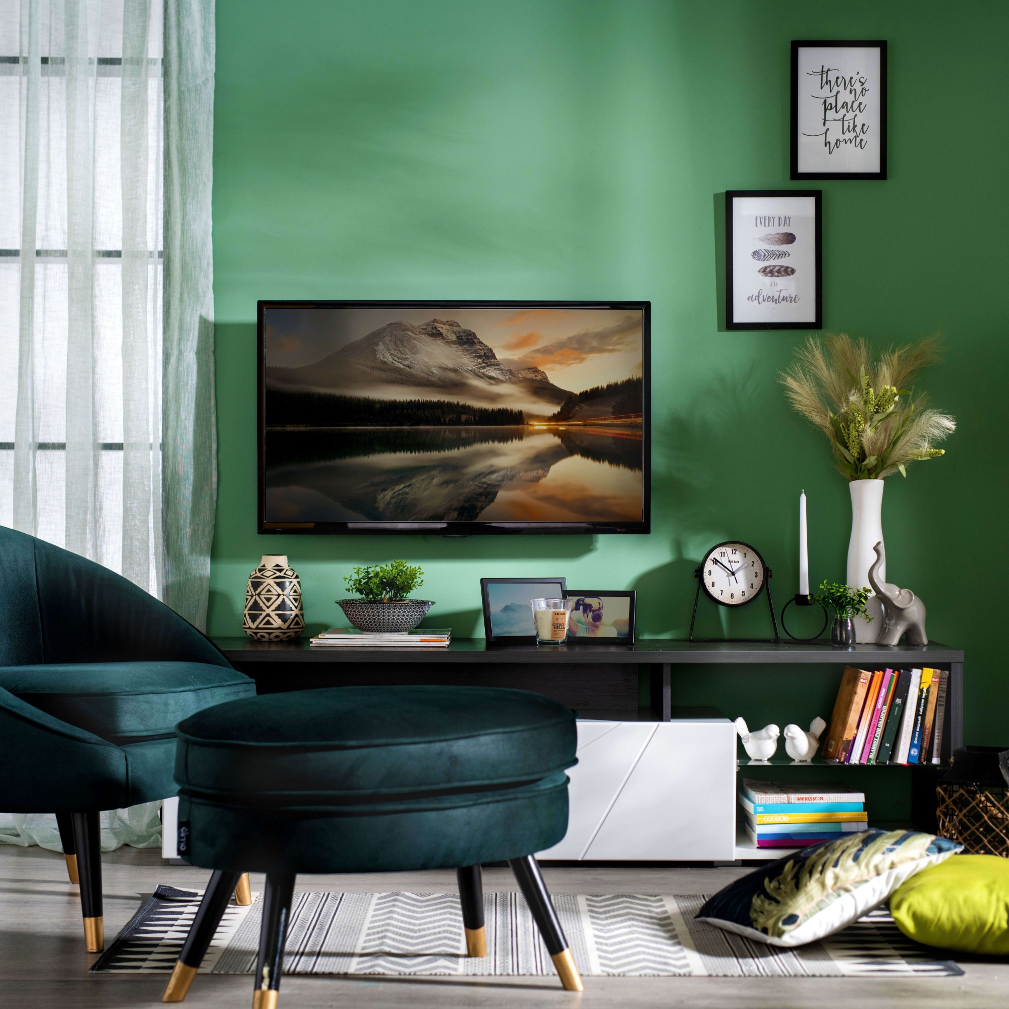INOSIGN Lowboard »Arctic TV-Board« TV-Kommode,Br. 170 cm, mit und ohne LED-Beleuchtung,Front mit Fräsung