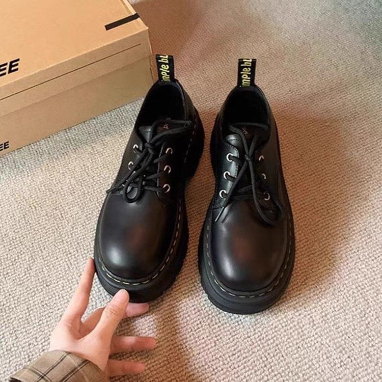 Asterisk - Platform veterschoenen van imitatieleer