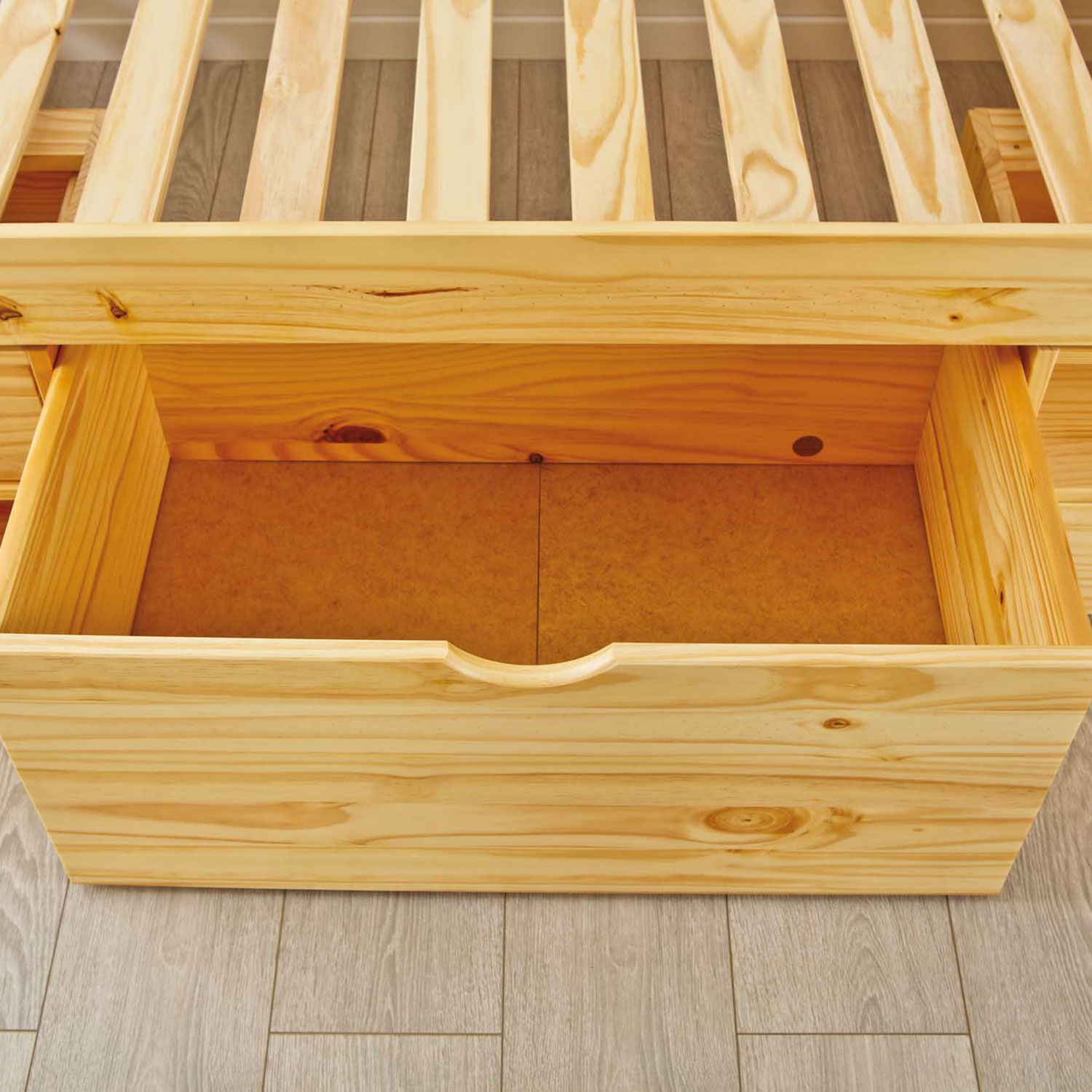 Funktionsbett TIM mit diversen Schubladen