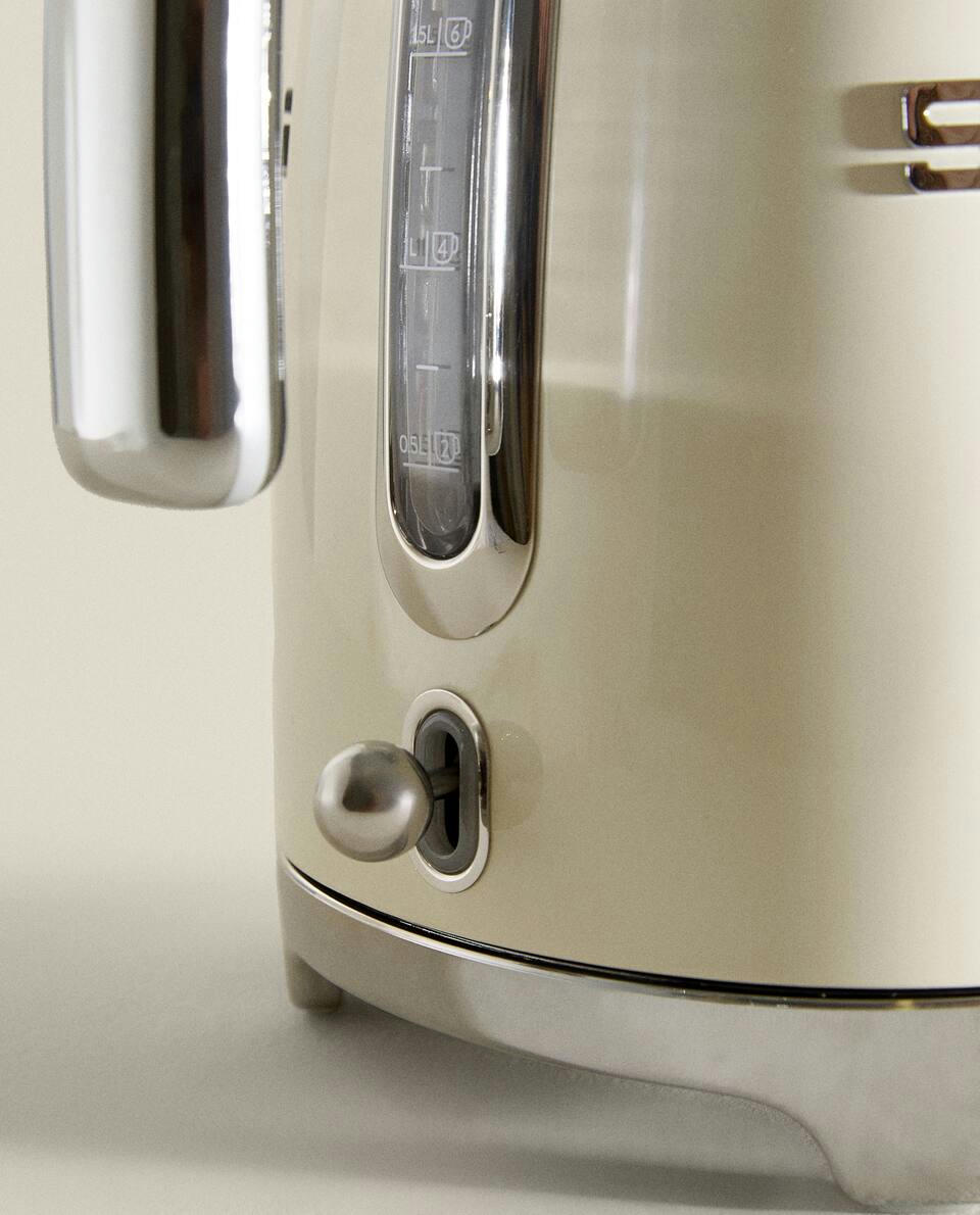 Chaleira Smeg