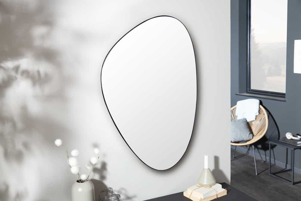 Moderner Wandspiegel NOEMI 90cm schwarz asymmetrisches Design