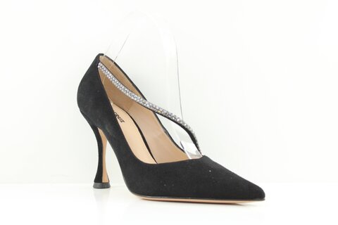 Lola Cruz Pumps