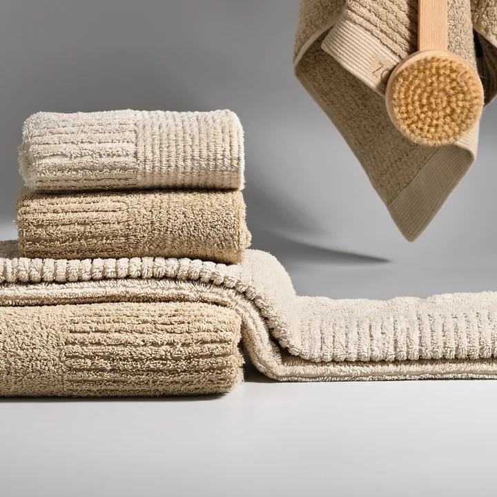 Zone Denmark - Classic Badetuch, 70 x 140 cm, weiss