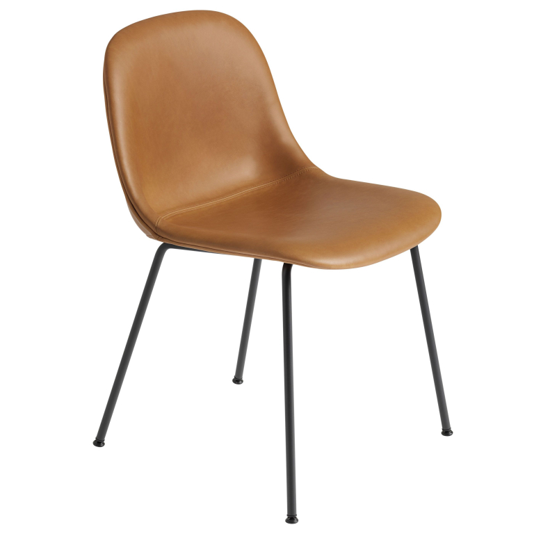 Muuto Fiber Side Tube gestoffeerde stoel cognac leer