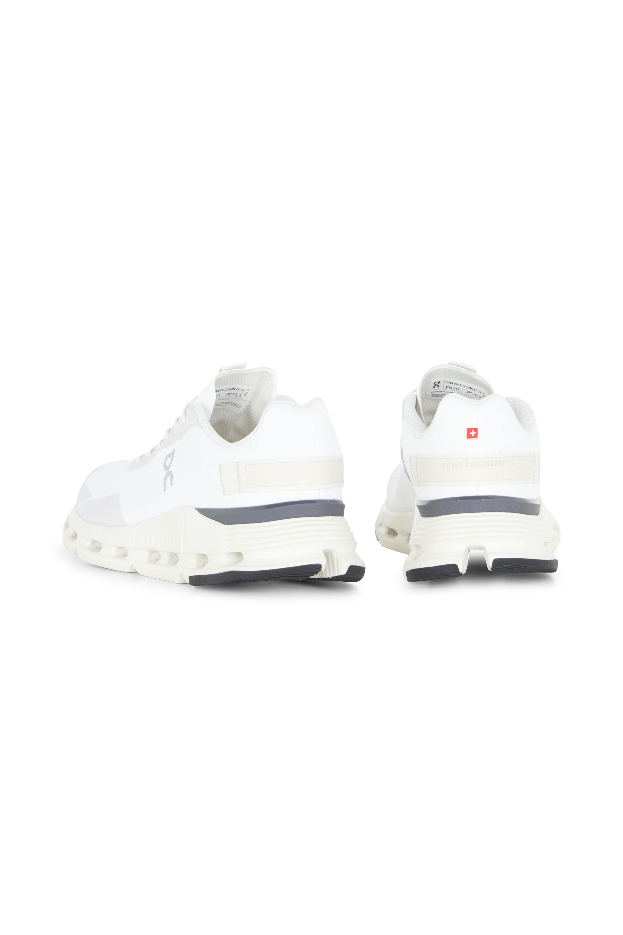 ON Baskets Cloudnova Form Blanc