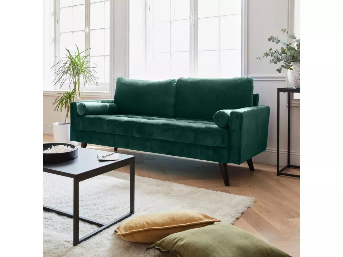 Canapé en velours vert anglais. 3 places scandinave fixe. droit. pieds bois noir