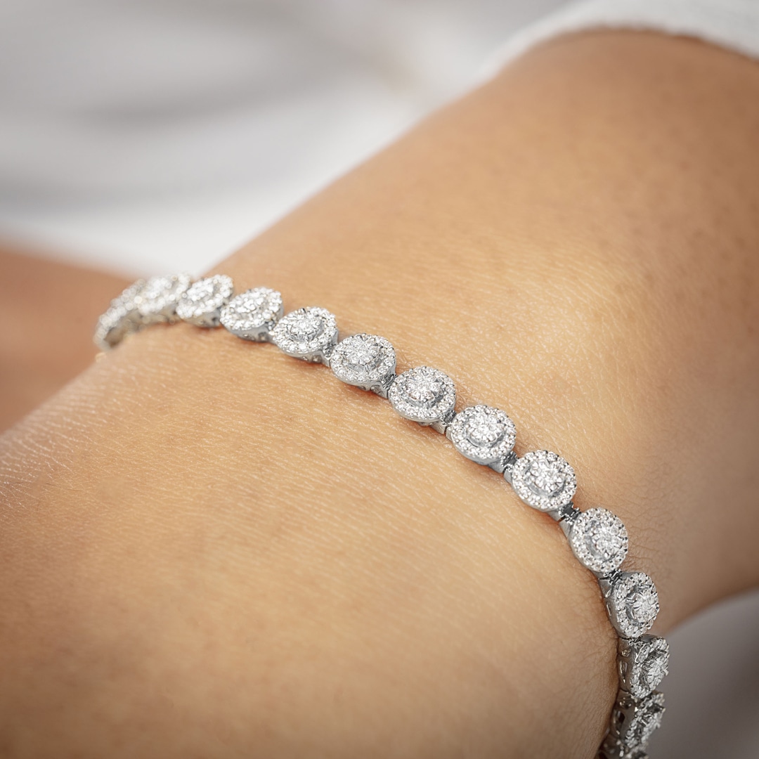 2.00 Karat Diamanten Halo Tennisarmband 750/18 K Weissgold