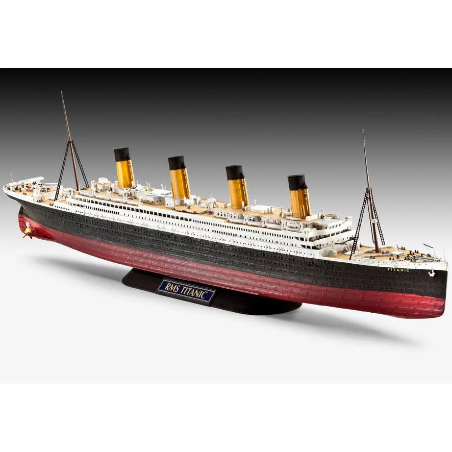 MAQUETTE RMS TITANIC 1\/1200EME