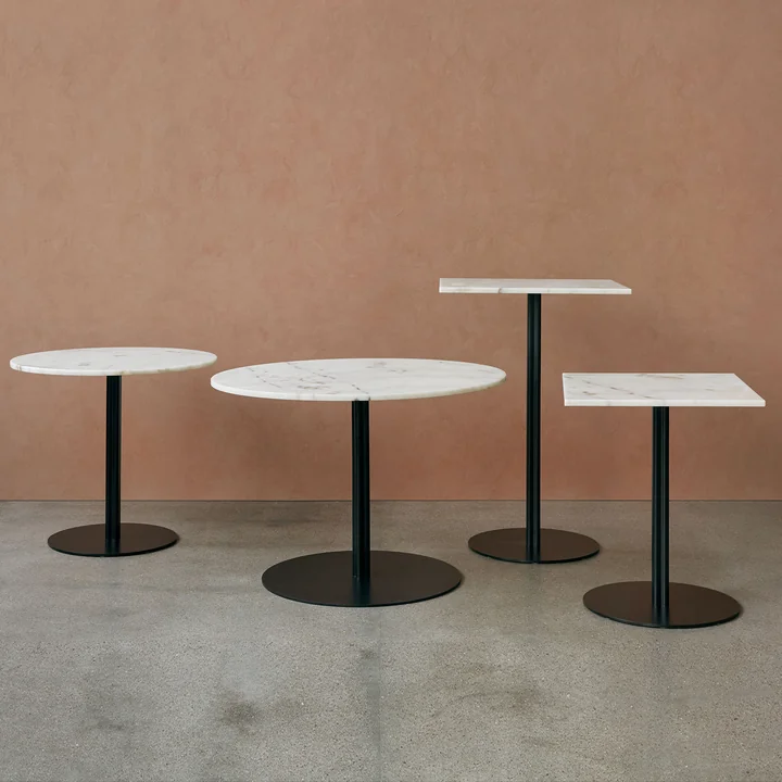 Audo - Harbour Column Bistrotisch 70 x 60 cm, Marmor weiss / schwarz