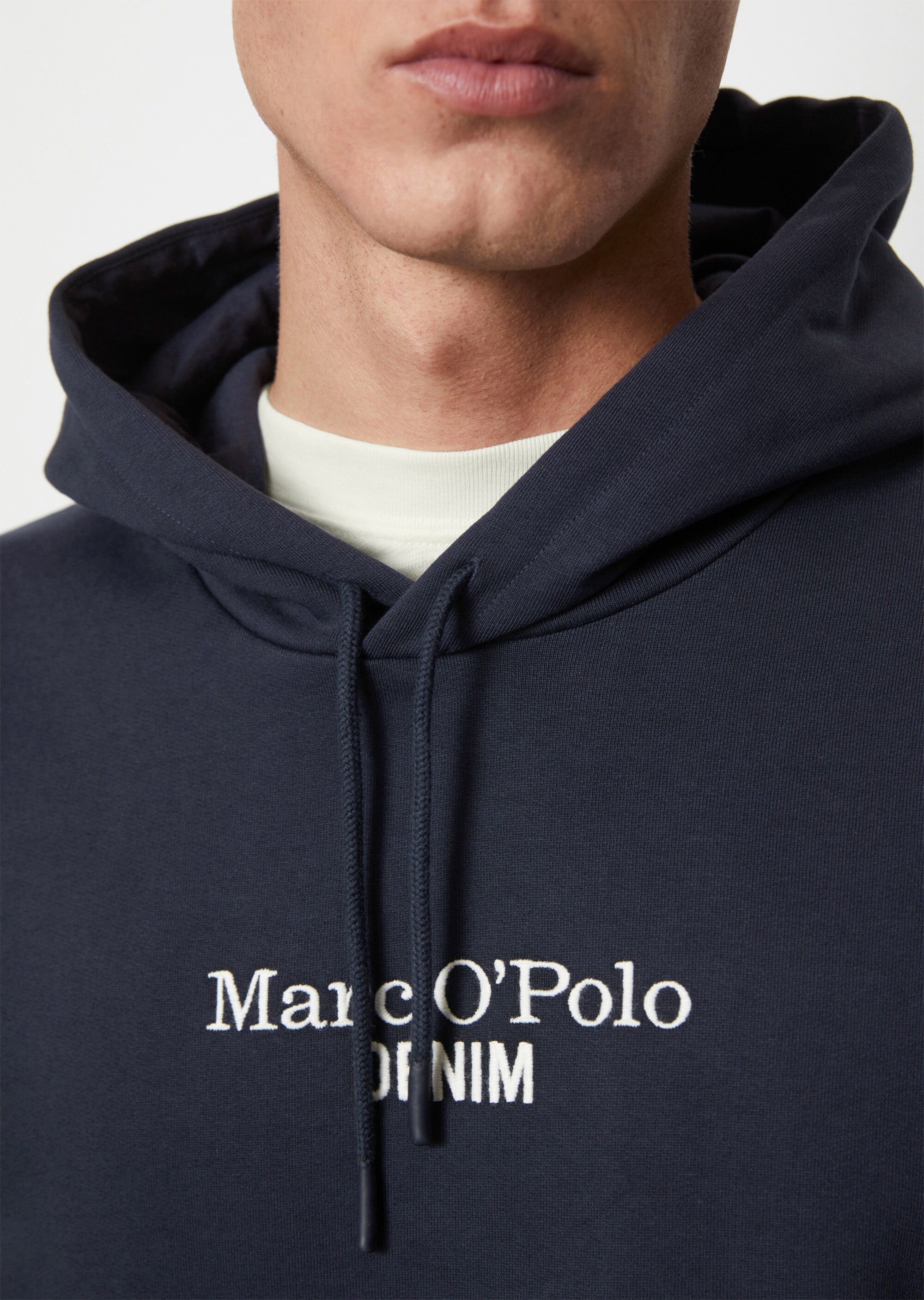 Hoodie relaxed aus hochwertiger Bio-Baumwolle