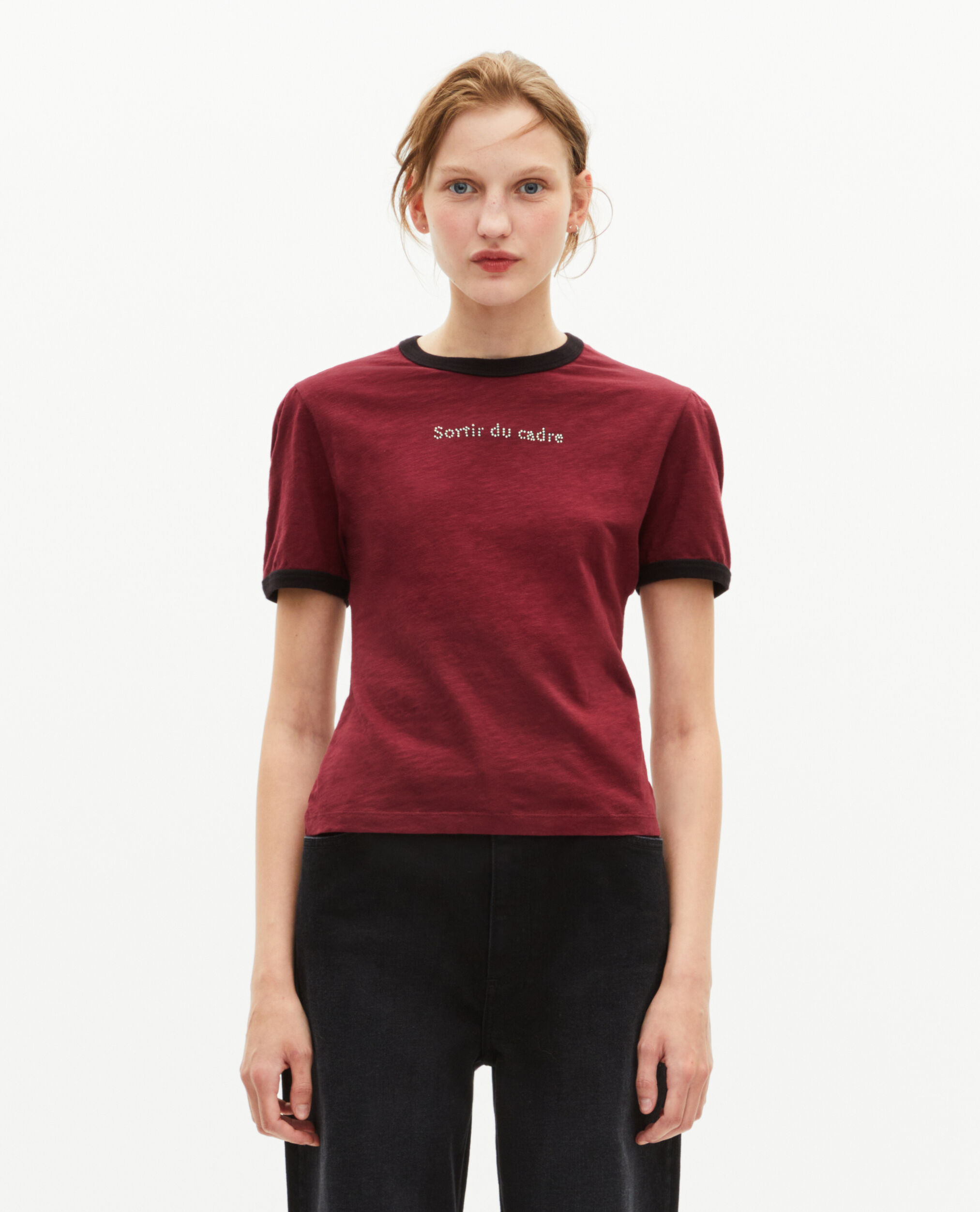 T-shirt avec sérigraphie à strass rouge