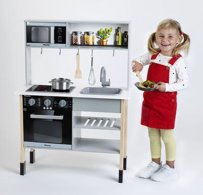 Miele Lekekjøkken Tre, Hvit