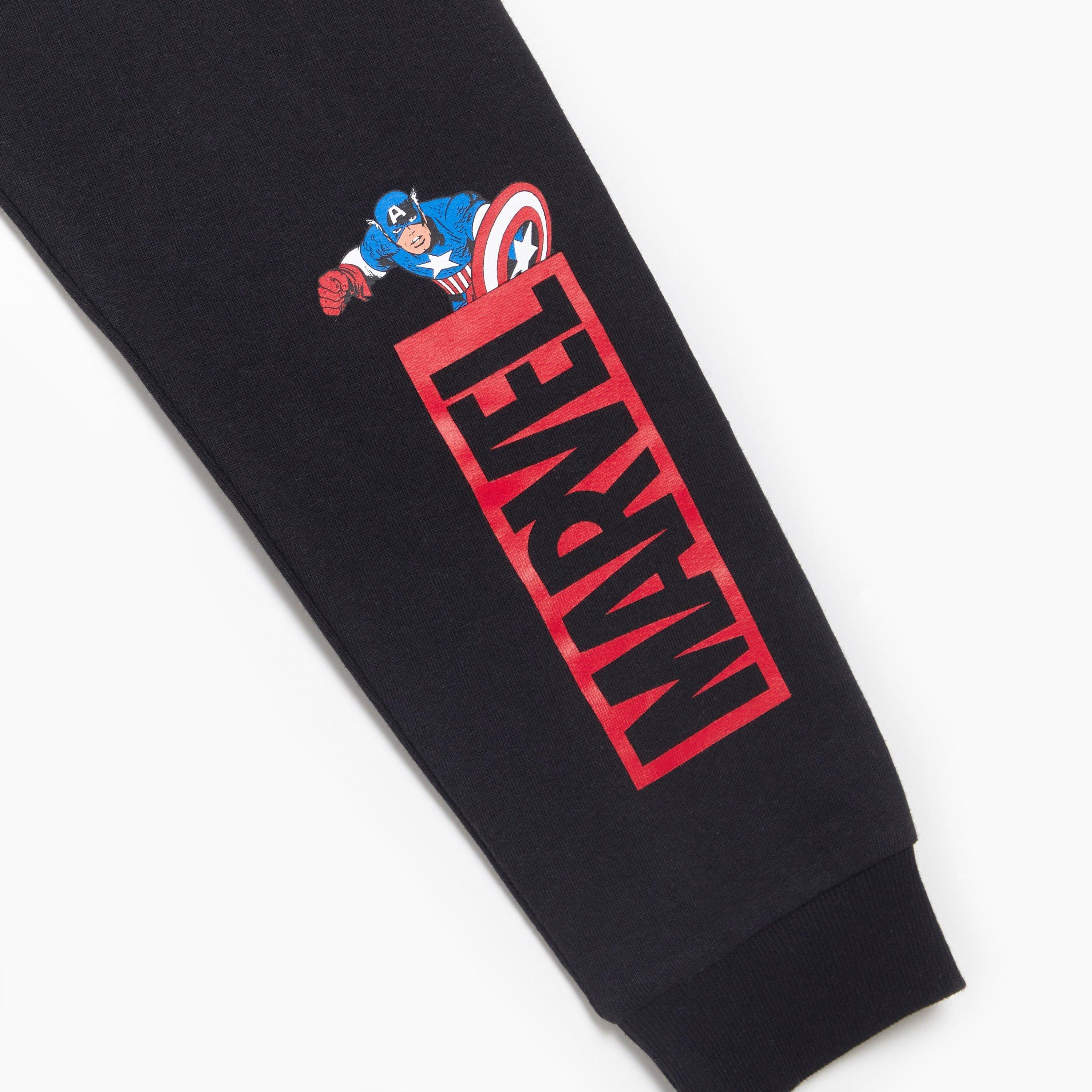 Character Marvel T shirt and Jogger Set