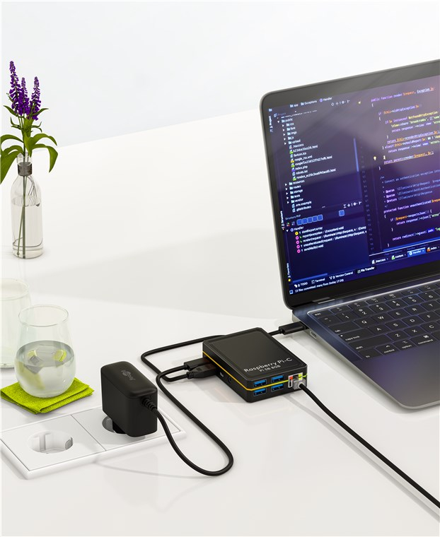 (27W) Raspberry Pi 5 USB C Ladegerät Netzteil inkl. USB C Ladekabel (74437) - Schwarz