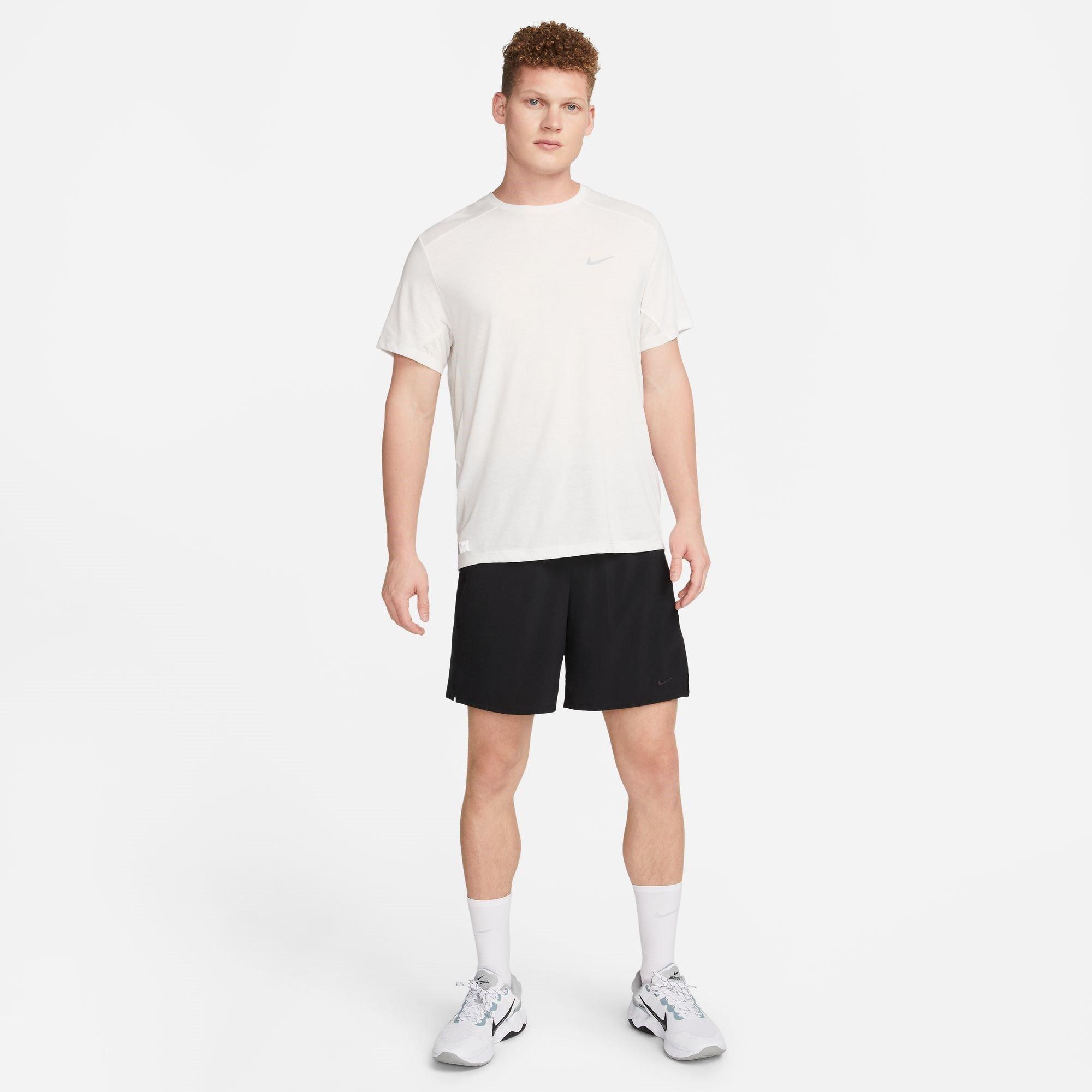 Nike Dri FIT Unlimited Mens 7 Unlined Woven Fitness Shorts