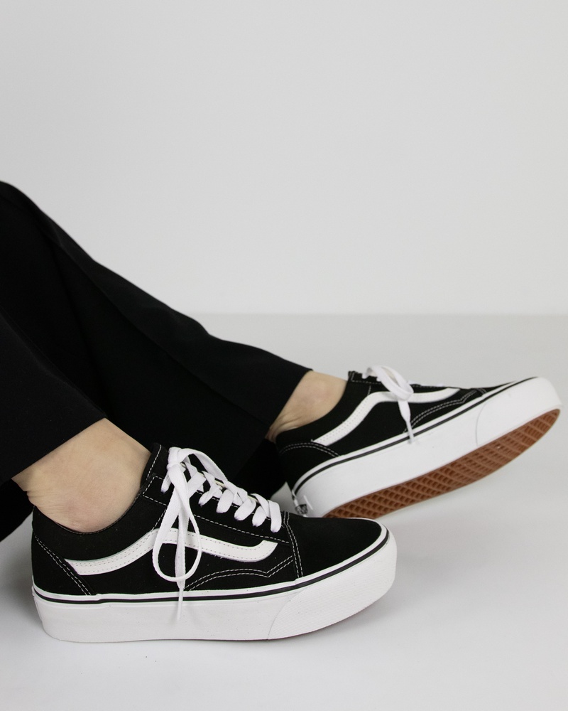 Vans UA Old Skool Platform Lage sneakers  - zwart