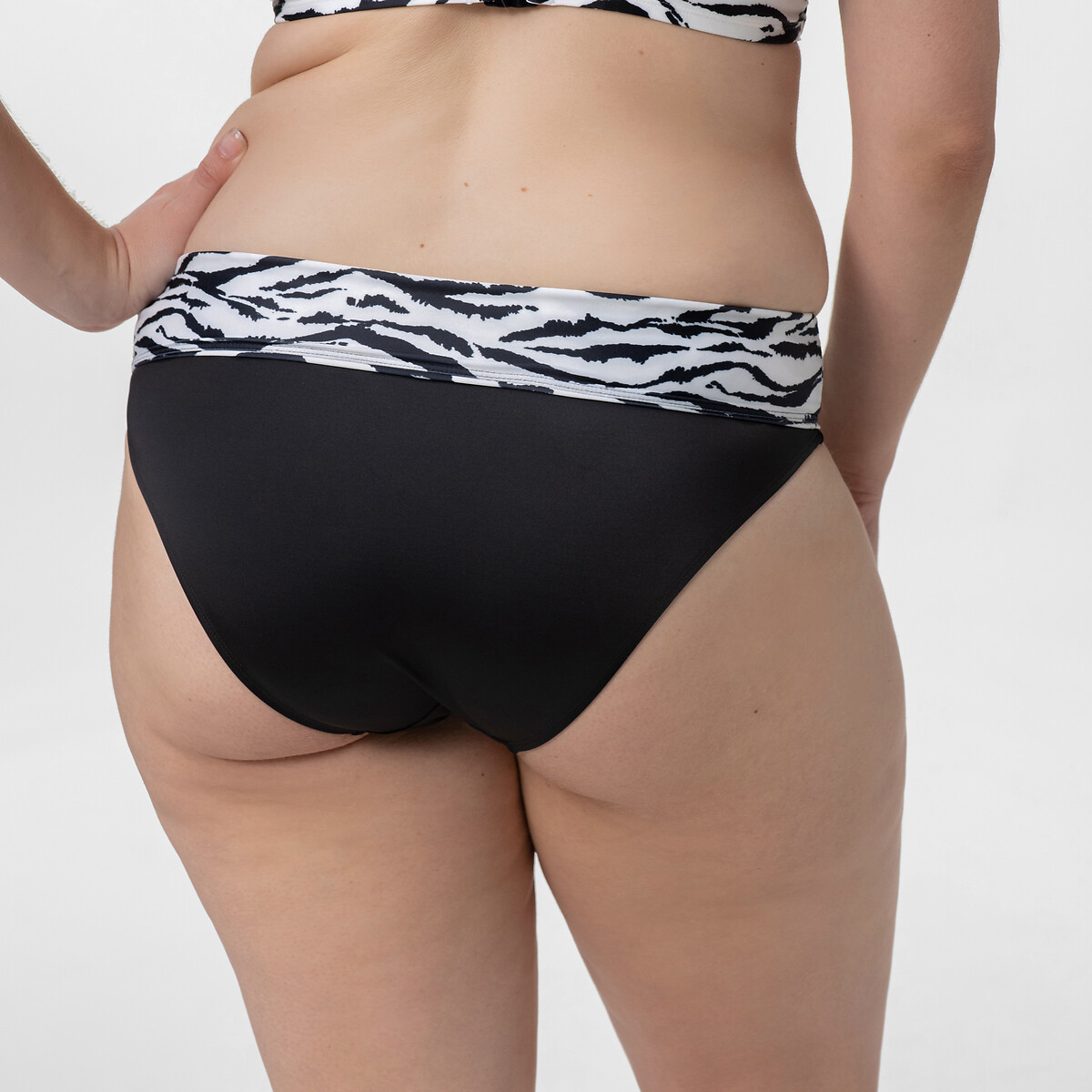 DORINA<br>Biquíni com argola Burdine
