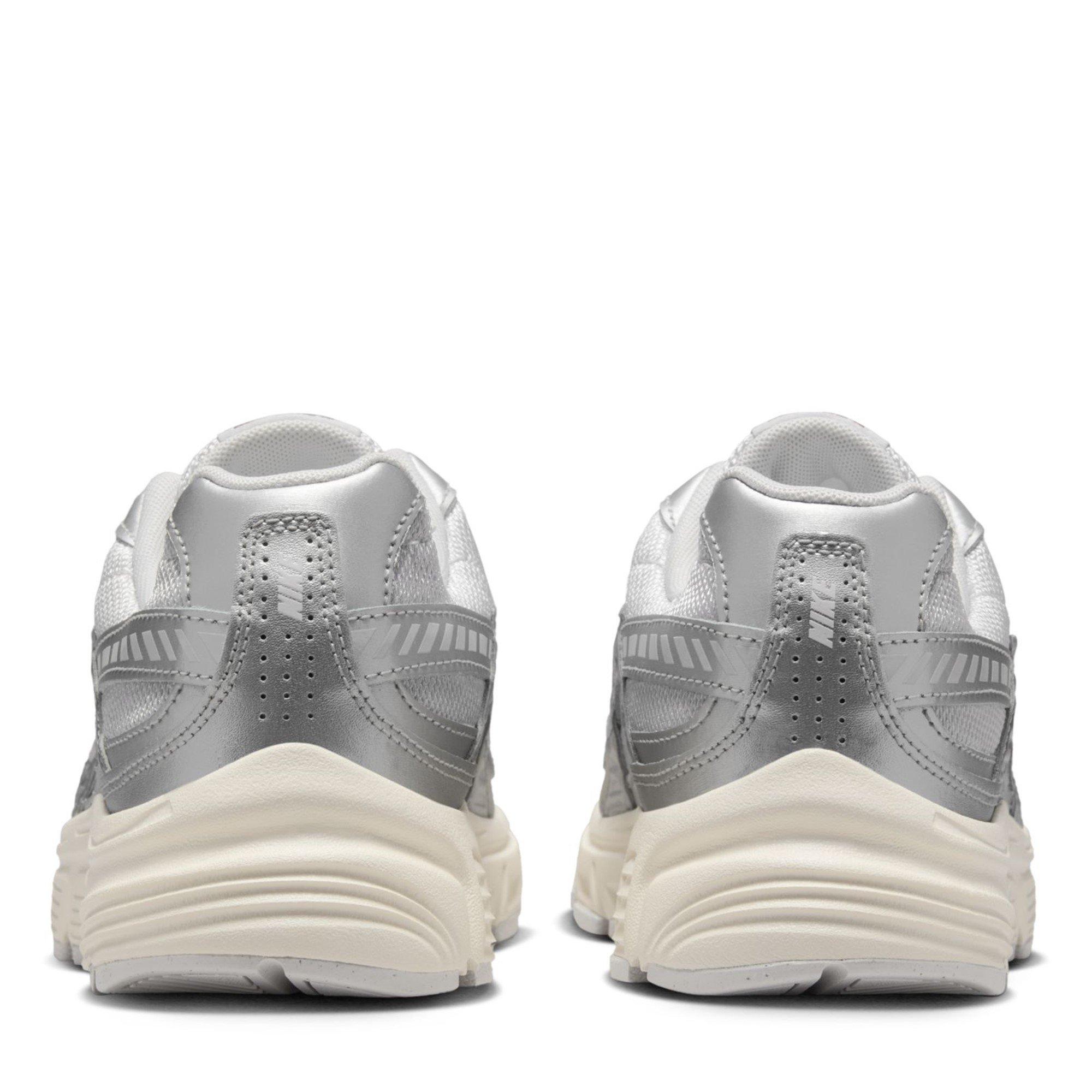 Nike Initiator Womens Running Shoe