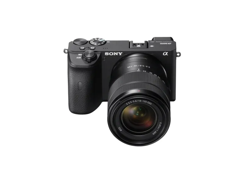 Sony a6600 ILCE-6600M - Digitalkamera - spejlløst - 24.2 MP - APS-C - 4K / 30 fps - 7.5x optisk zoom E 18-135 mm OSS-objektiv - Wi-Fi, NFC, Bluetooth - sort