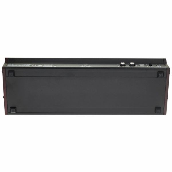 Behringer CAT