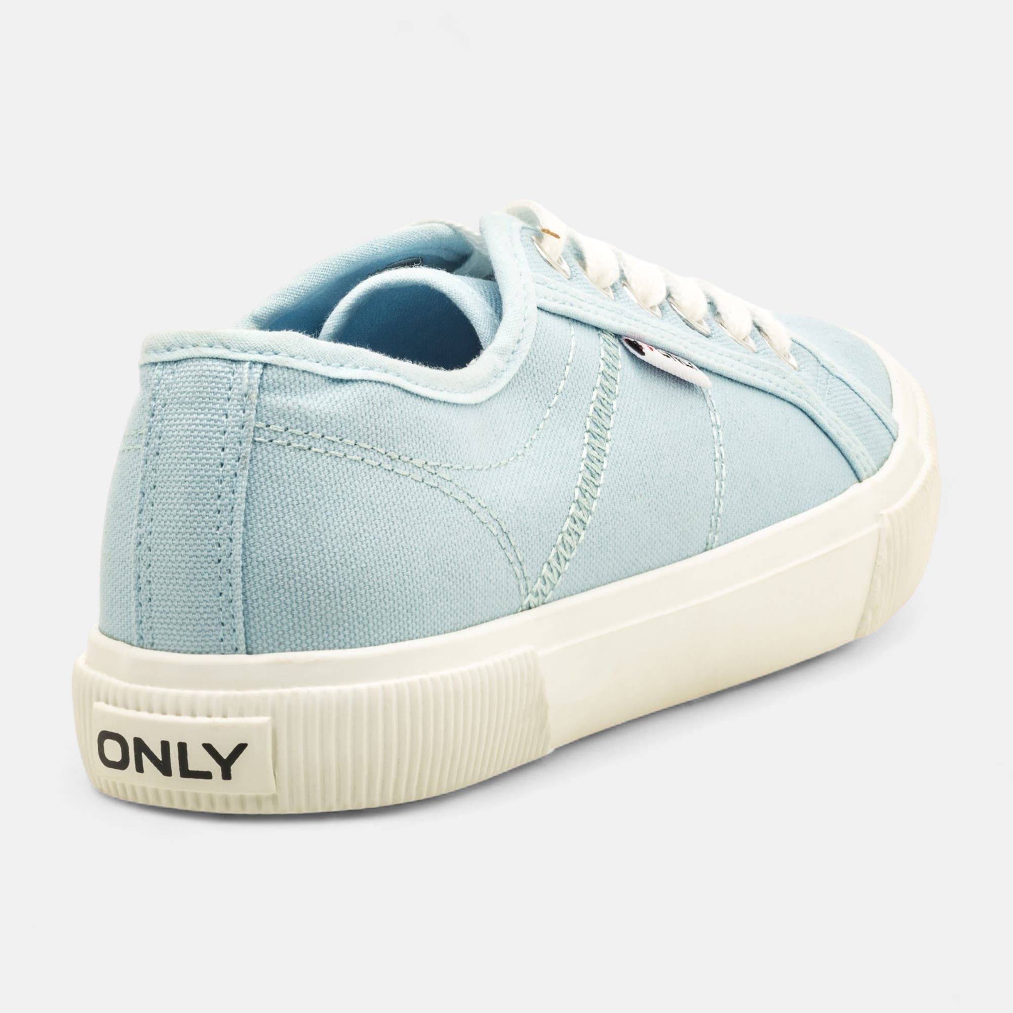 Baskets en toile Femme bleu ciel