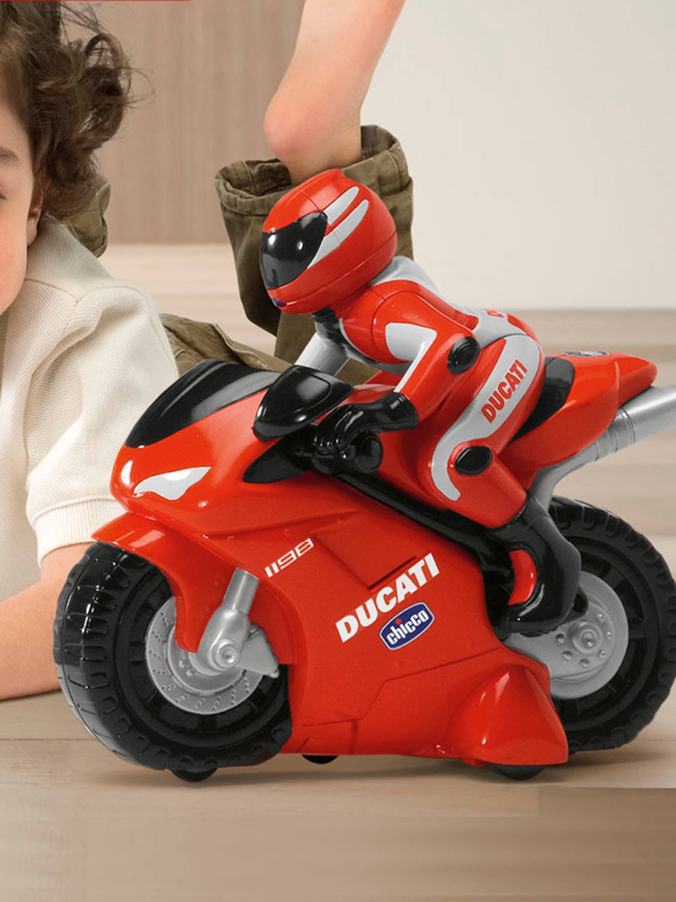 Motocicleta Ducati 1198 vermelha Chicco