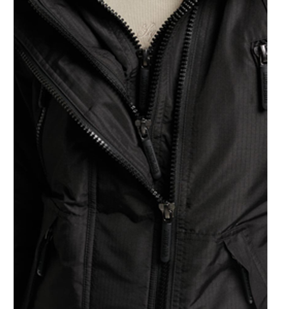 Jaqueta corta-vento Superdry Mountain SD-Windcheater, preta