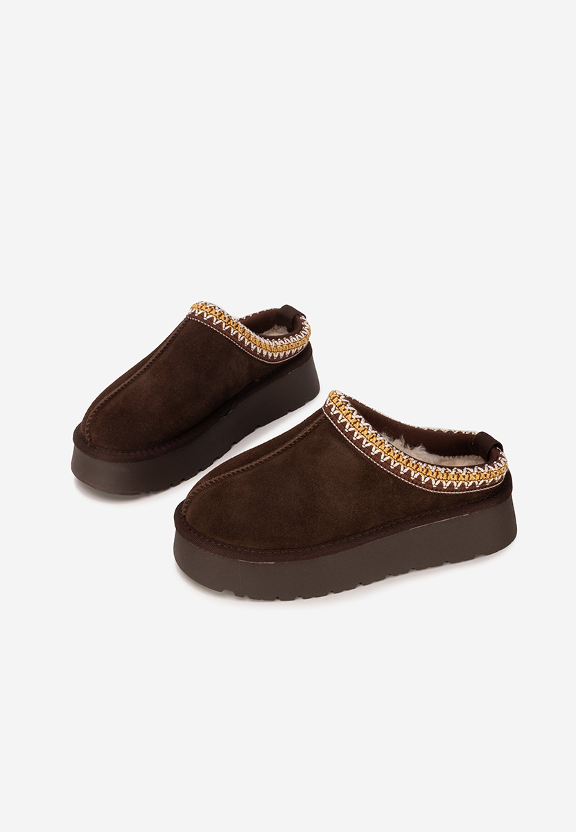 Sabots en cuir naturel bruns Alorra