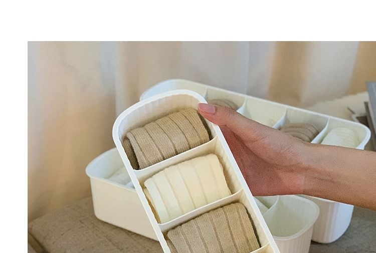 Michu - Verdeelde plastic kledingorganizer / set