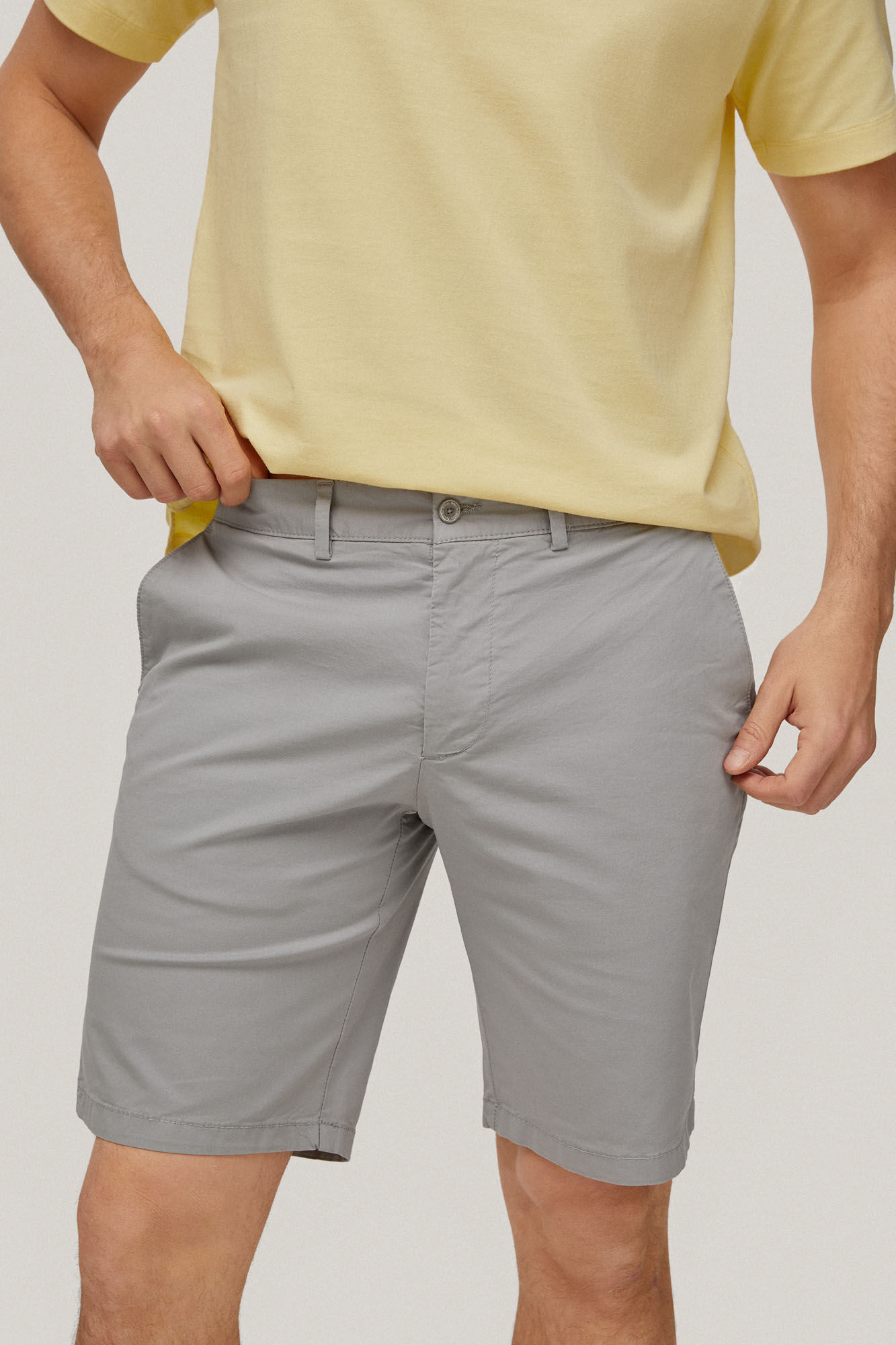 Bermuda Chino Premium Flex - Cinza