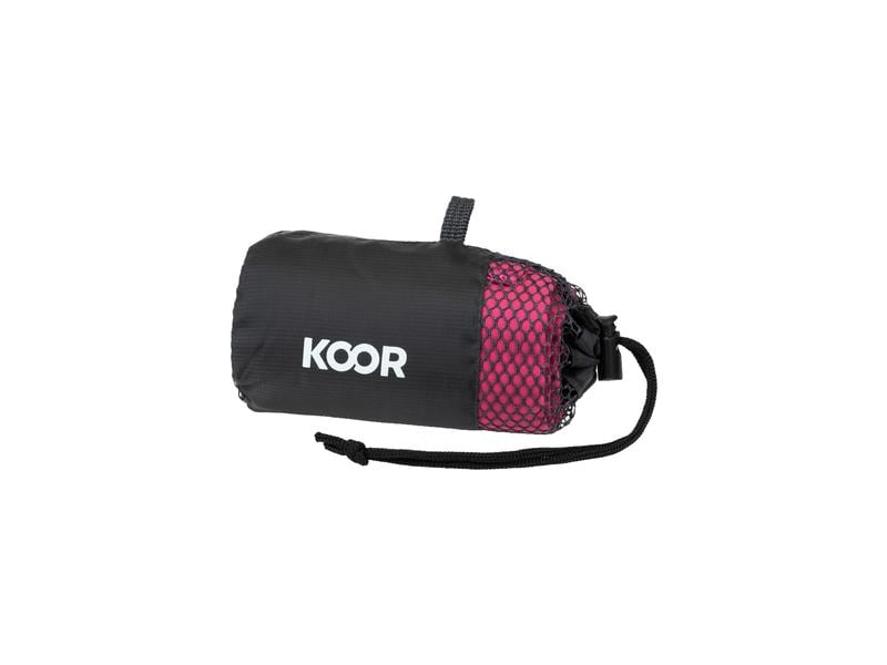 KOOR Handtuch Silva Magenta M 65 x 90 cm Outdoor-Badetuch mit Silber-Ionen Veredelung