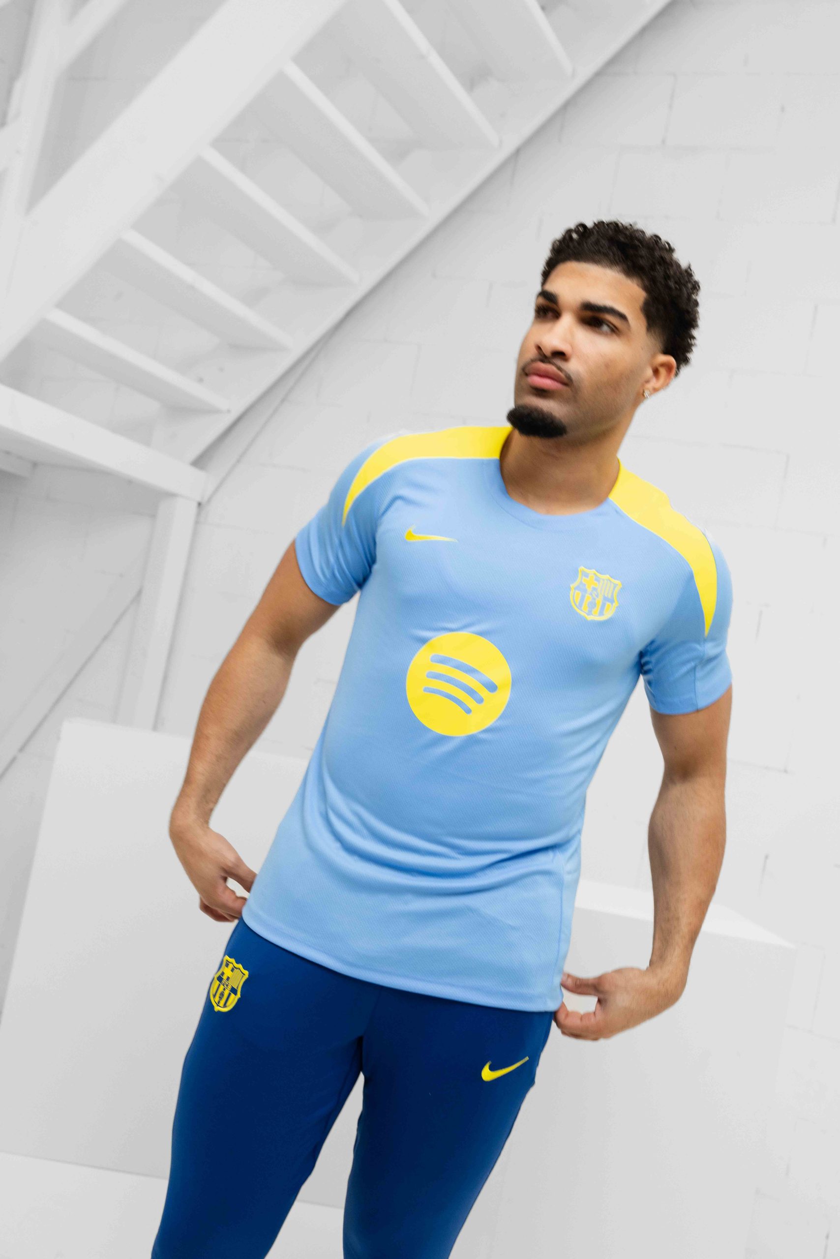 FC Barcelona Strike Trainingsshirt 2025/2026 Heren Blauw/Geel