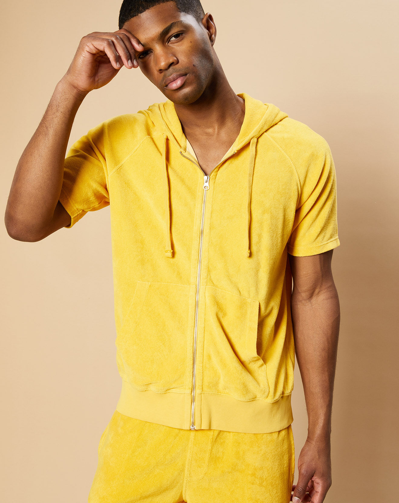 Hartford Sweat à capuche zippé en éponge jaune