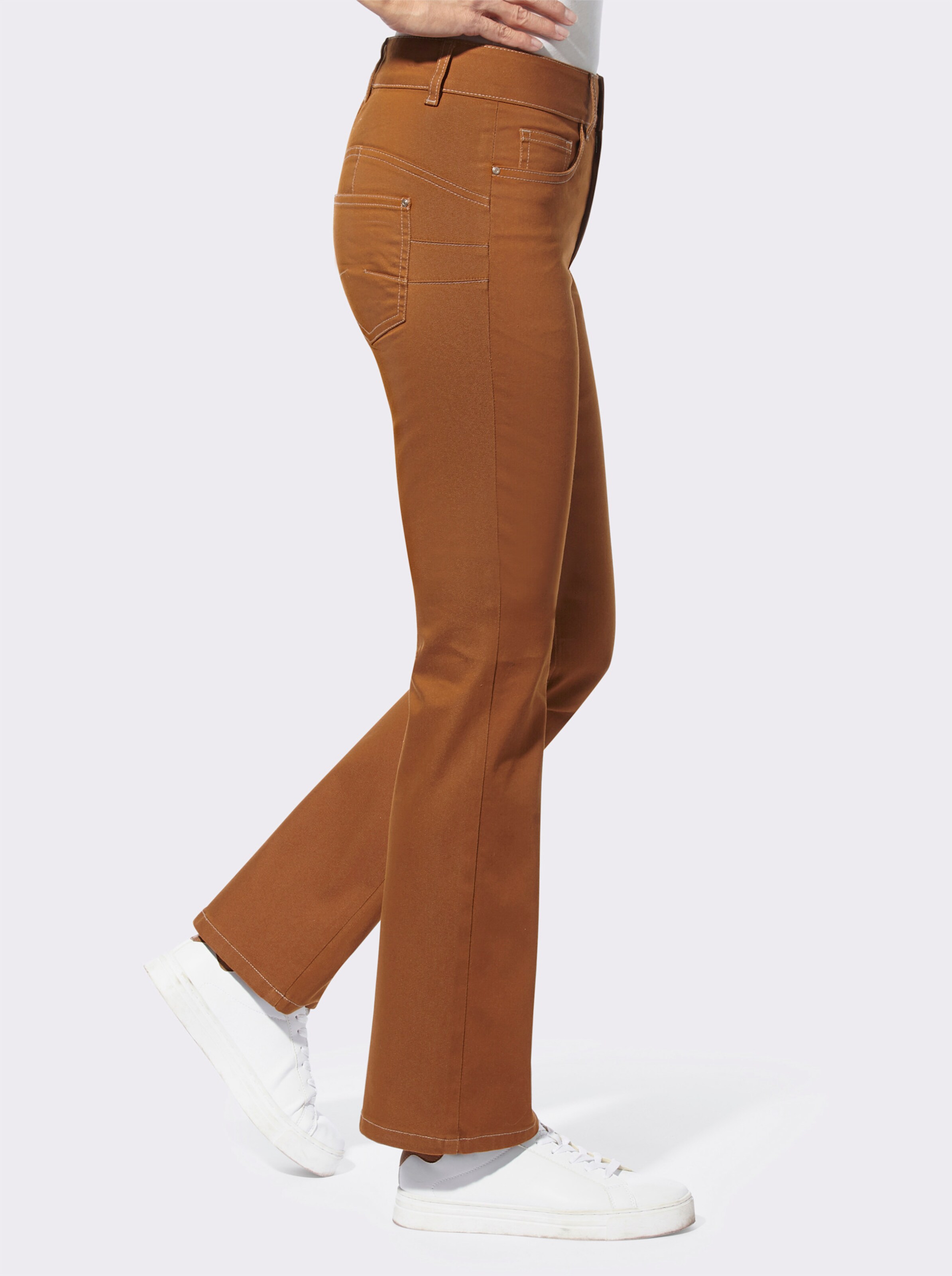 Bootcut-Jeans mit Push up-Effekt